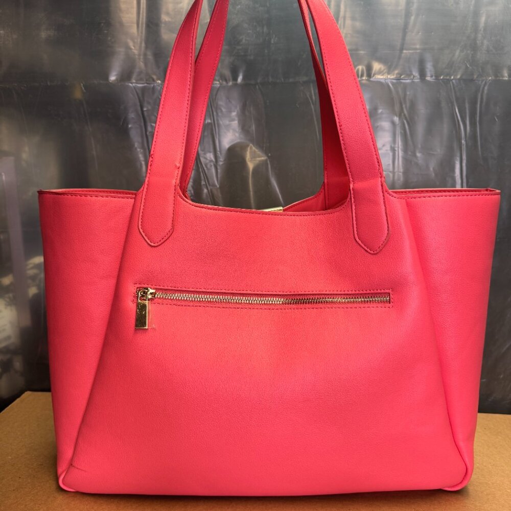On 34th Azriell Extra-Large Tote - Peony Coral - Picture 5 of 9